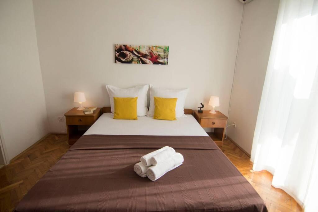 Barbat na Rabu Sea View Room With Kitchen, Balcony&Air Condition מראה חיצוני תמונה